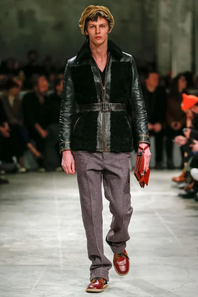 Look 42